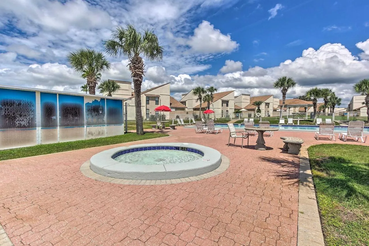 Pcb Resort Condo With Pool And Hot Tub Walk To Beach! Panama City Beach ABD