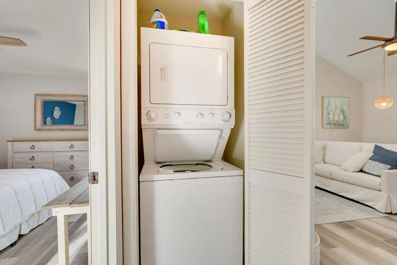Daire Pcb Resort Condo With Pool And Hot Tub Walk To Beach! Panama City Beach ABD